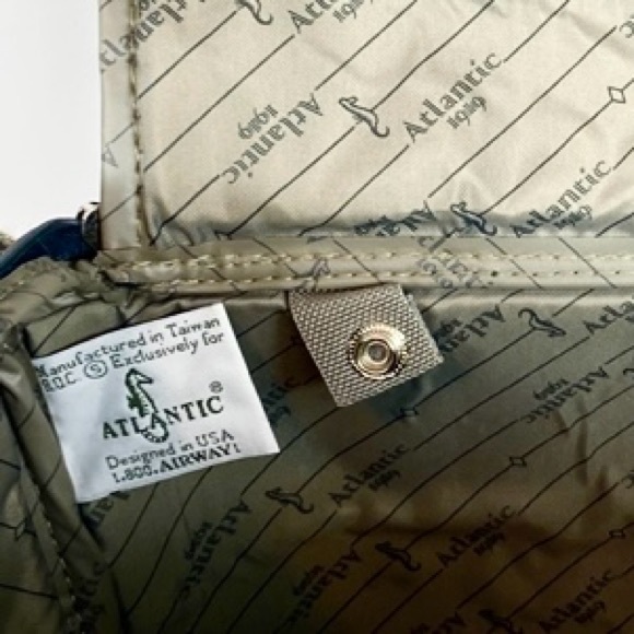 ATLANTIC Green TapestryTravel Bag with Elegant Floral Design  14” x 9” x 7” - Picture 3 of 8